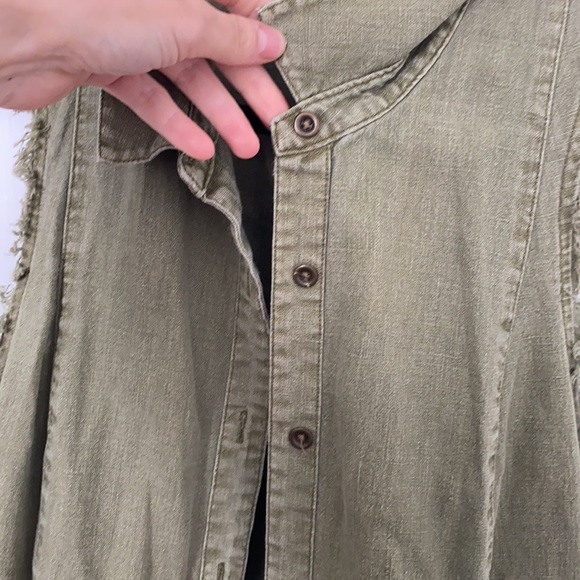 SOLD-Mercari - Picture 3 of 6